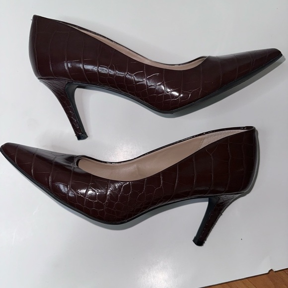 Alfani Women's Step 'N Flex Jeules Pumps, Brown Croc Size 7M - Picture 2 of 9